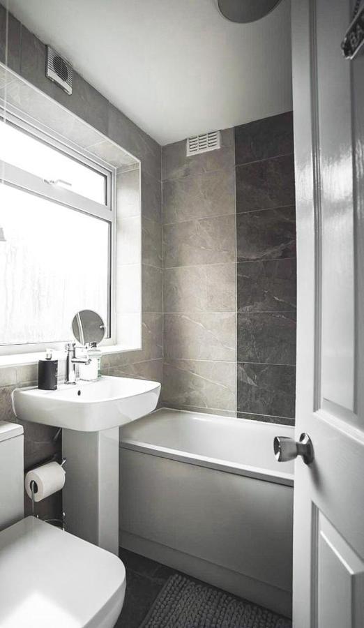 Cosy Affordable Digs Near Coventry City Centre Sleeps5 With Free Parking 외부 사진