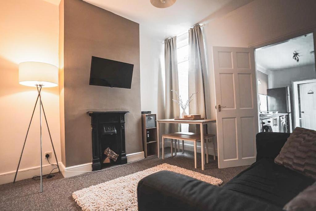 Cosy Affordable Digs Near Coventry City Centre Sleeps5 With Free Parking 외부 사진